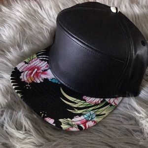 Faux leather Hawaiian Black hat 🌺